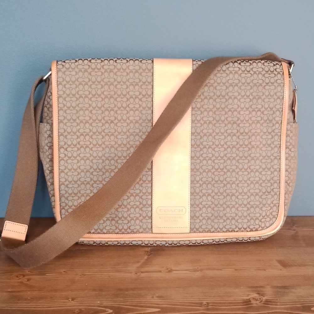 Coach messenger bag